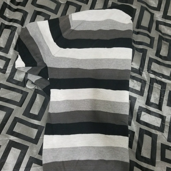 Men's cardigans - Picture 2 of 3